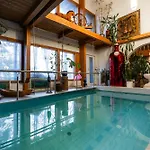 Huoneisto Arctic Winter - Pool And Sauna