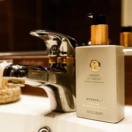 Arctic Winter - Pool And Sauna Ροβανιέμι